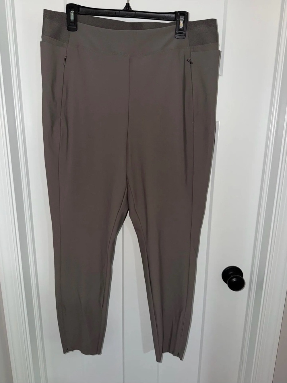 Athleta Stellar Tight Legging